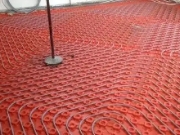 冬天装暖气片还是贵州地暖？从5大维度看懂差异